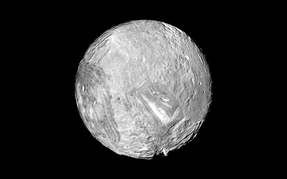 miranda lune uranus